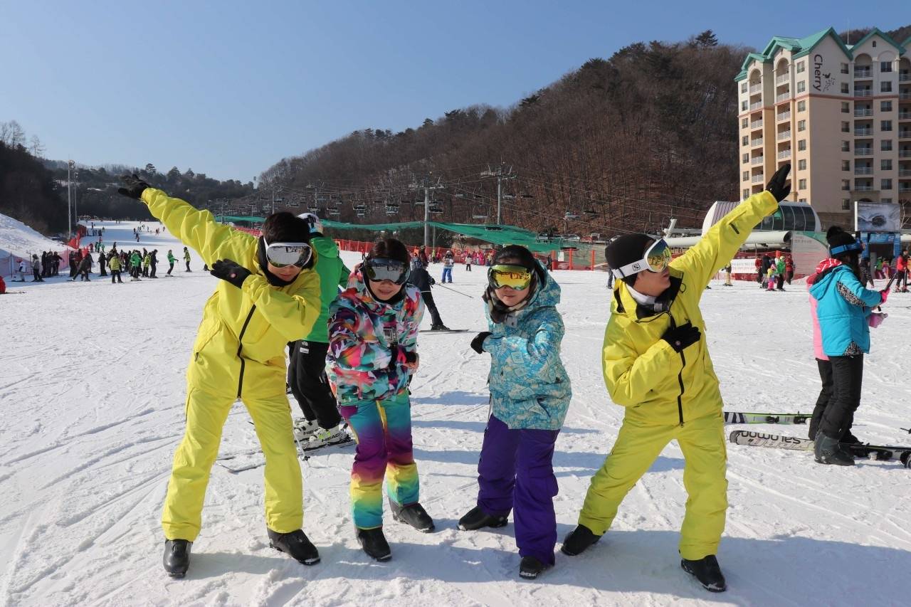 (團號 : SKEY-02) ❄ 韓國江村ELYSIAN滑雪＋雪兜+美食二天團 ❄