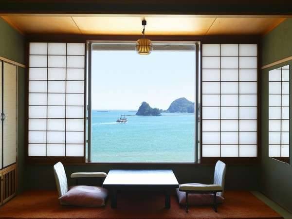 伊豆紫陽花祭典、浜燒刺身放題、溫泉二天團【下田紫陽花園 ▎入住古式溫泉酒店- 金目鯛、海蝦、蟹腳扇貝自助餐 ▎ 小田原城花祭典 ▎大室山 ▎小田原魚市場 ▎熱海商店街   】(KTI-02H)