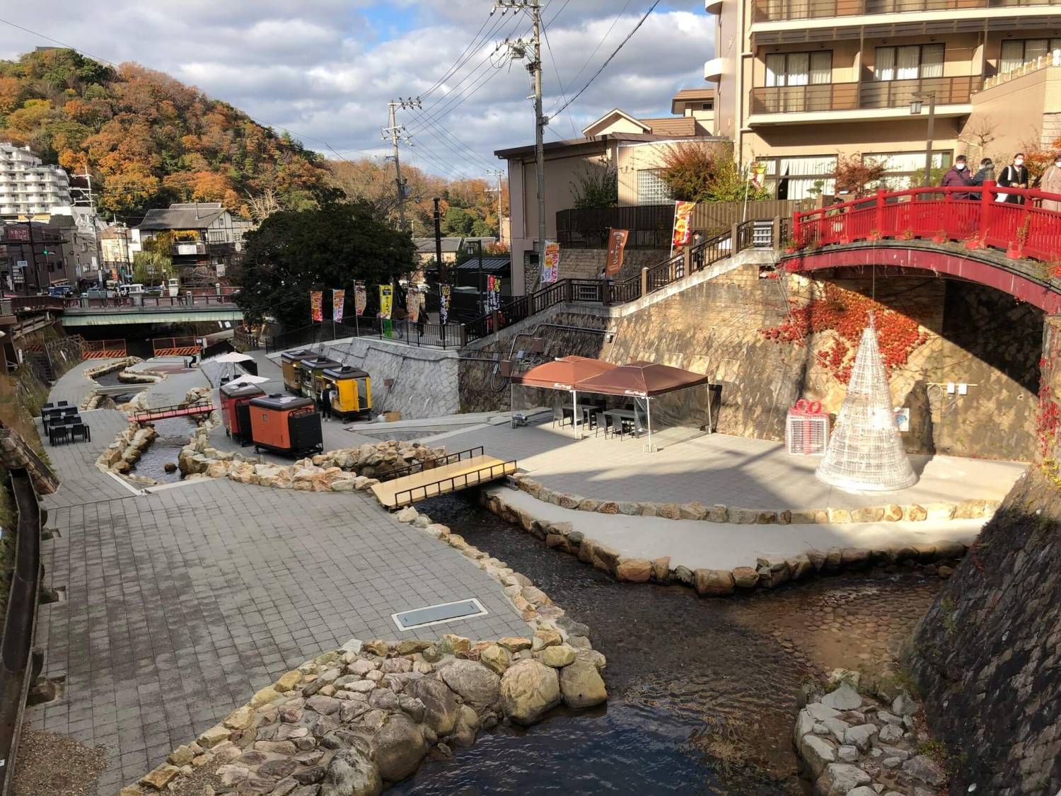 有馬溫泉街,美山町1天團- 享受有馬金銀溫泉湯、京地雞鍋御膳 (KOA01-F) 大阪出發