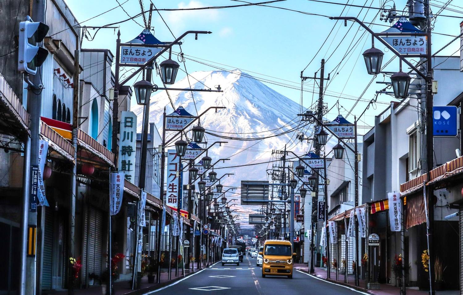 日本之最-富士山本栖湖50萬芝櫻祭一天團【淺間神社◎本栖湖芝櫻花◎忍野八海◎日川時計店】KTF-01H1★東京出發