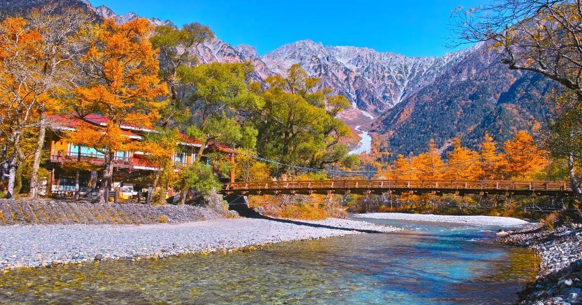 金澤紅葉二天團◎白川鄉◎兼六園◎上高地◎高山古街◎近江町市場◎包金箔雪糕 KNT-02A 名古屋出發