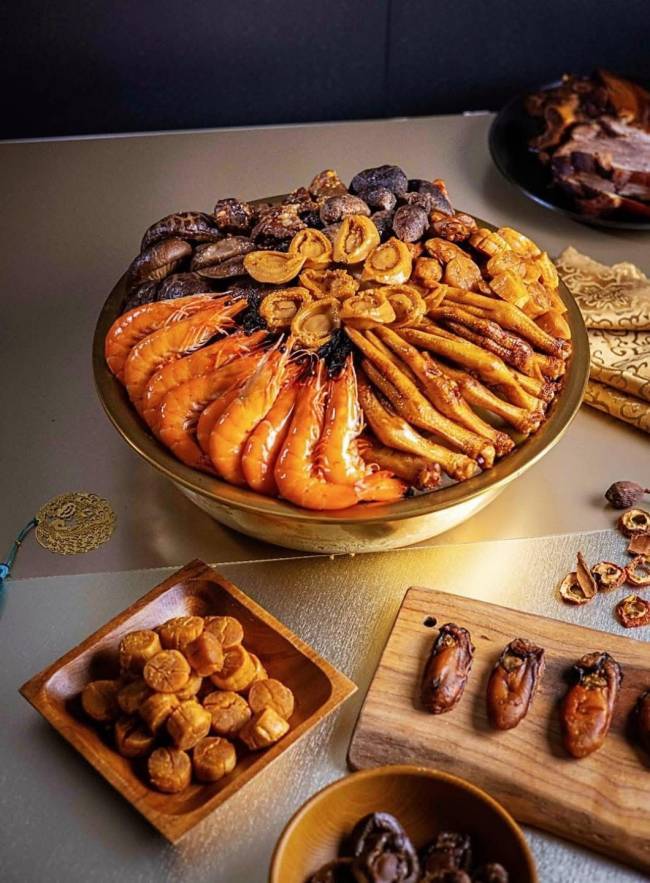 周中 奢華鮑參金蠔豐盛盆菜 限量發售 免費直送