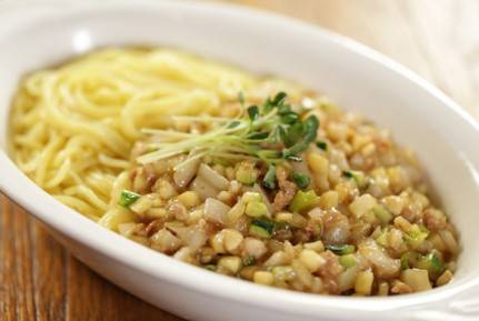 (團號 : DH-02) <<保證出團>> 粉紫杜鵑花海 x 夢幻草莓園 春季絕美兩日遊